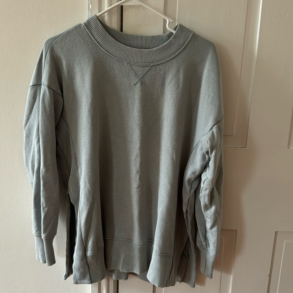 Aerie Oversized Crew